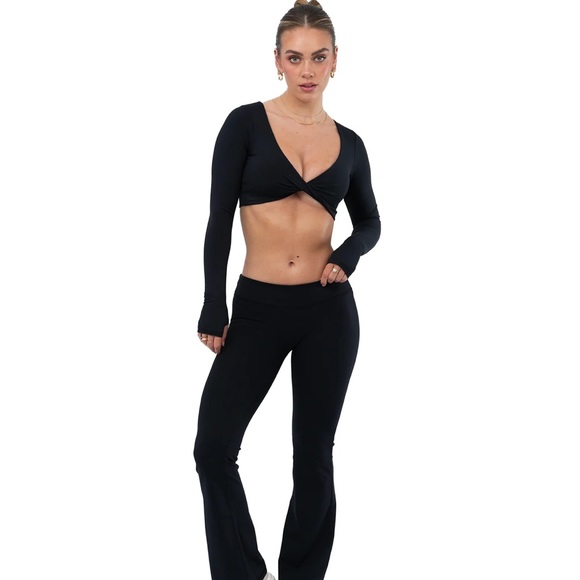 NEVER WORN Intus Australia Athletica S2 – Low Rise Flare Leggings - Picture 3 of 4